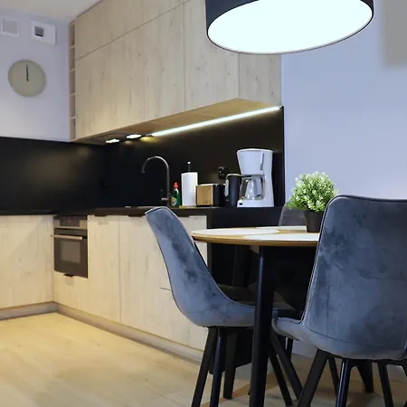 Bryza - Osiedle Sun Towers - Parking アパート シフィノウイシチェ