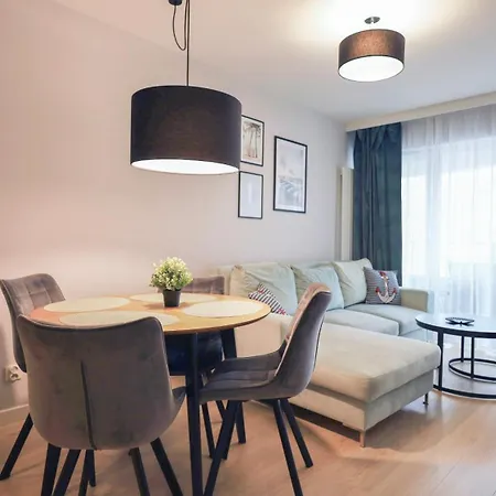 Osiedle Sun Towers - Parking - Centrum - Apartamenty Bryza Apartamento *